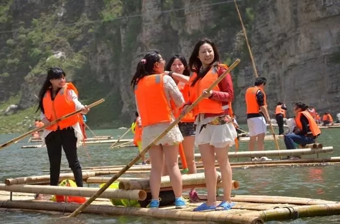 5月12日【超體驗】十渡龍湖灣破碎玻璃棧道+漂流+竹筏