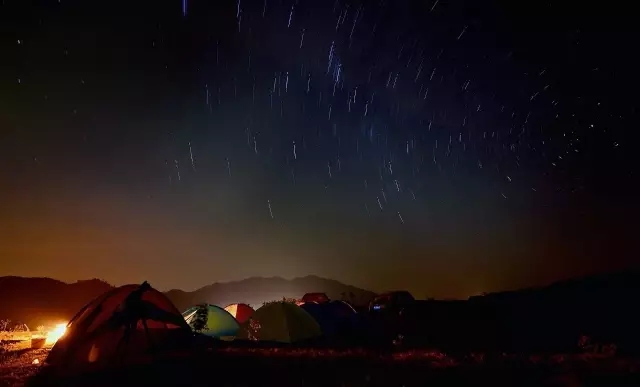 【冰山梁露營】第四紀冰川遺址-大美冰山梁，兩日休閑腐敗活動觀流星